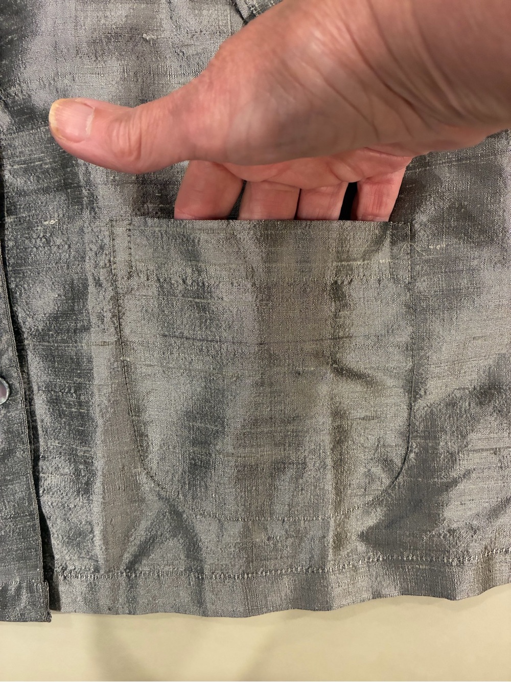💯 Silk Large Evening Formal top Silver Metallic Gray Button-down Blouse w/collar - Picture 16 of 16